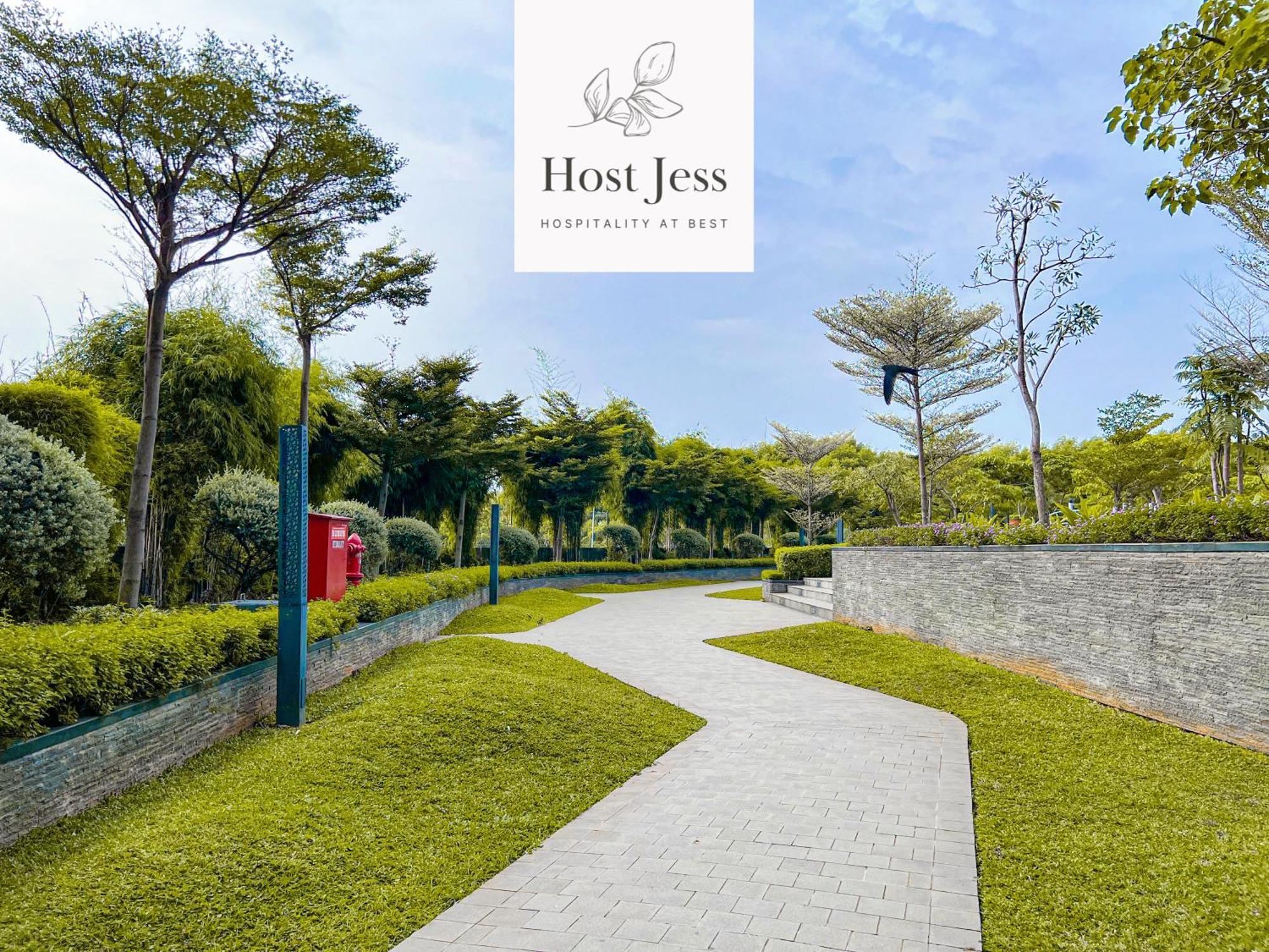 Gold Coast Pik Apartments By Host Jess جاكرتا المظهر الخارجي الصورة