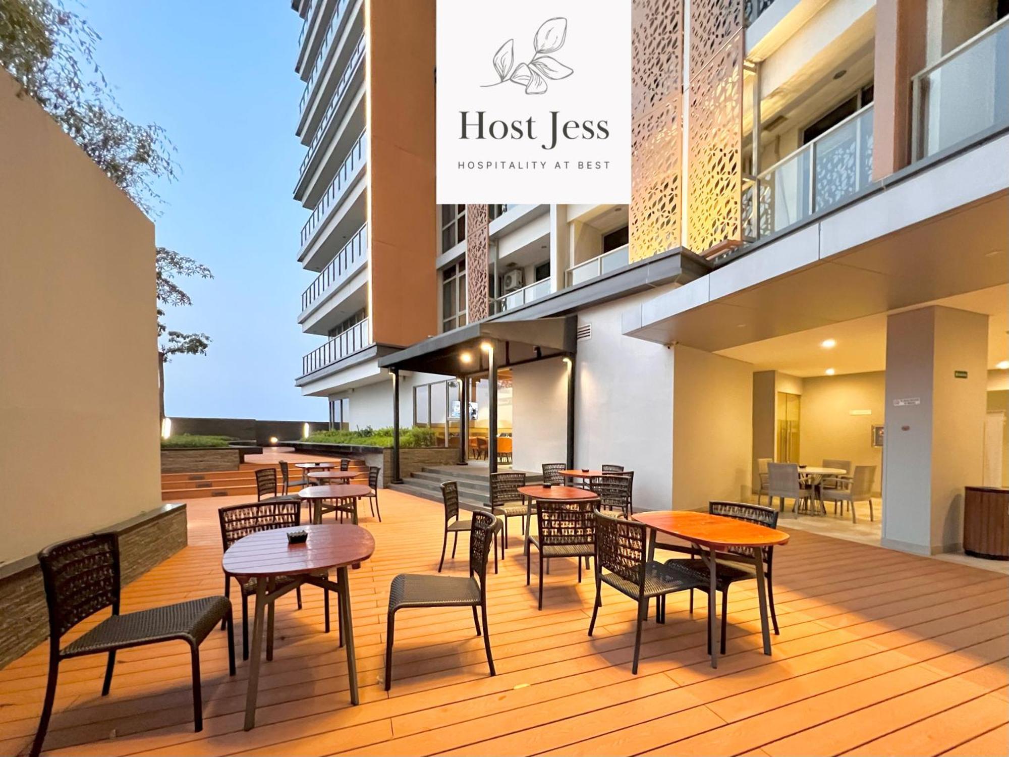 Gold Coast Pik Apartments By Host Jess جاكرتا المظهر الخارجي الصورة